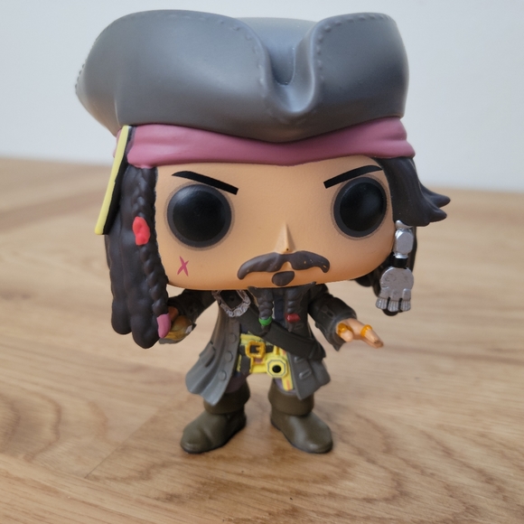 Funko Pop! Disney Captain Jack Sparrow 273  **missing sword** - Picture 6 of 6